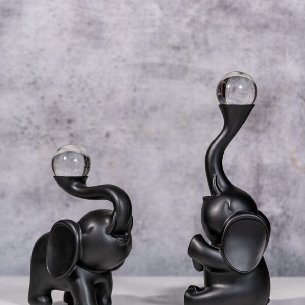 Elegant Black Resin Elephant Showpiece Set with Crystal Balls – Modern Vastu-Inspired Decor Figurines for Home and Office.